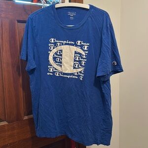 Champion - XL Mens- Short Sleeve - Tshirt- Blue